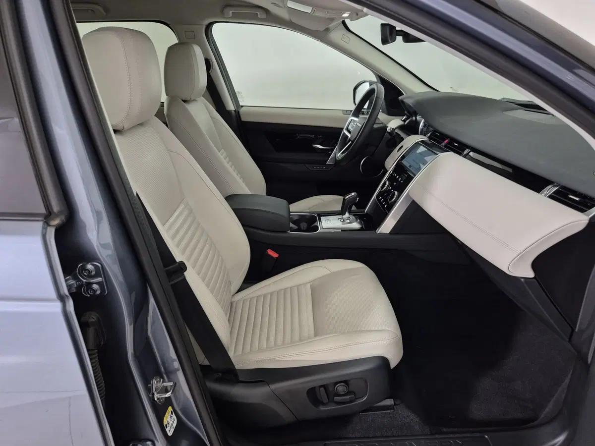 Land Rover Discovery Sport usata a Torino (3)