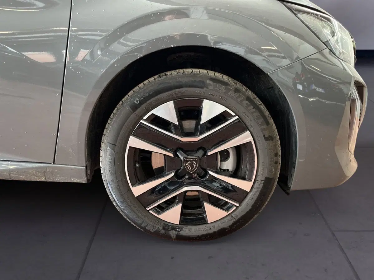 Peugeot 208 usata a Torino (7)