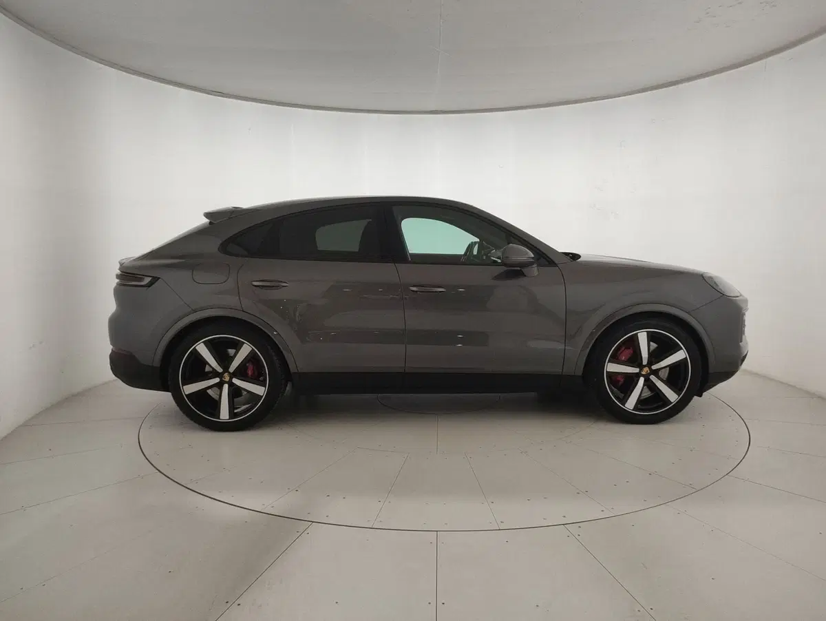 Porsche Cayenne usata a Alessandria (5)