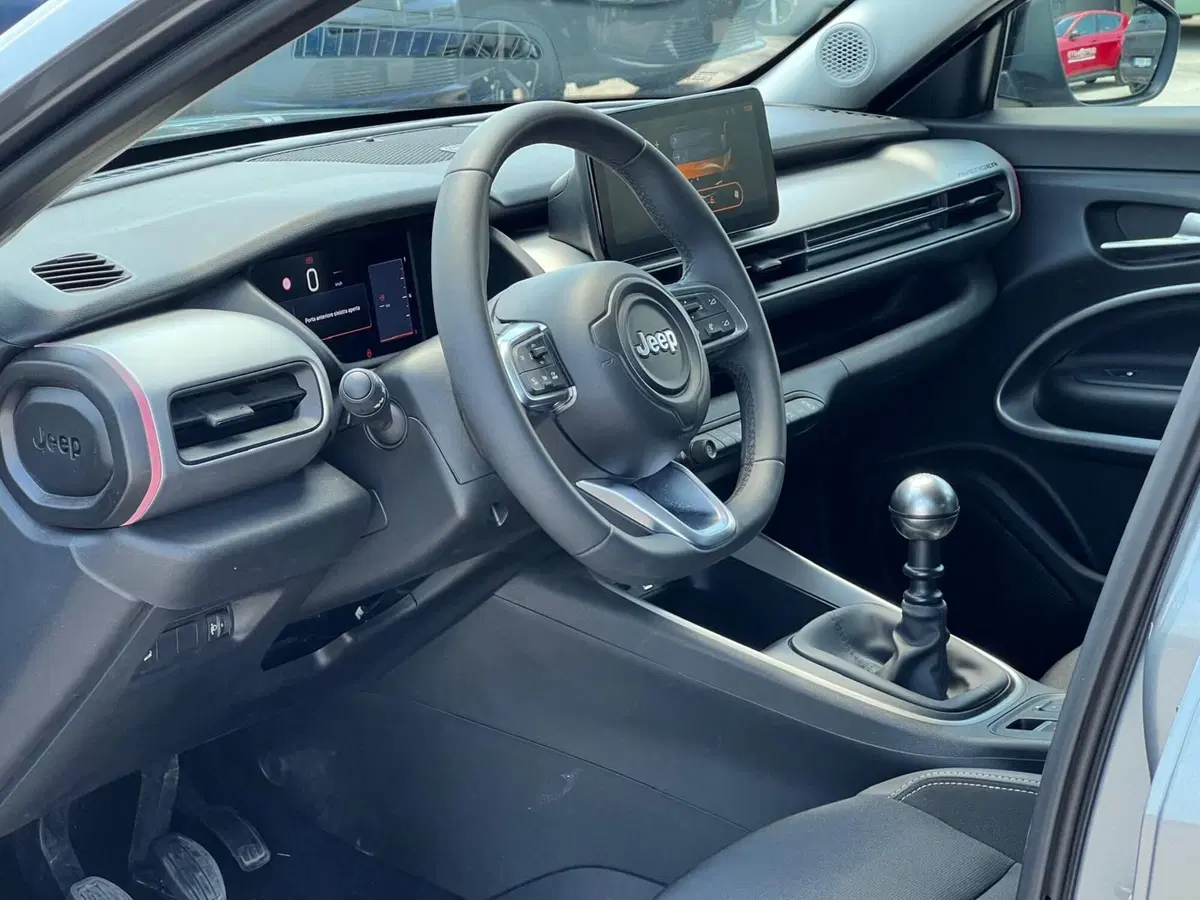 Jeep Avenger usata a Matera (11)