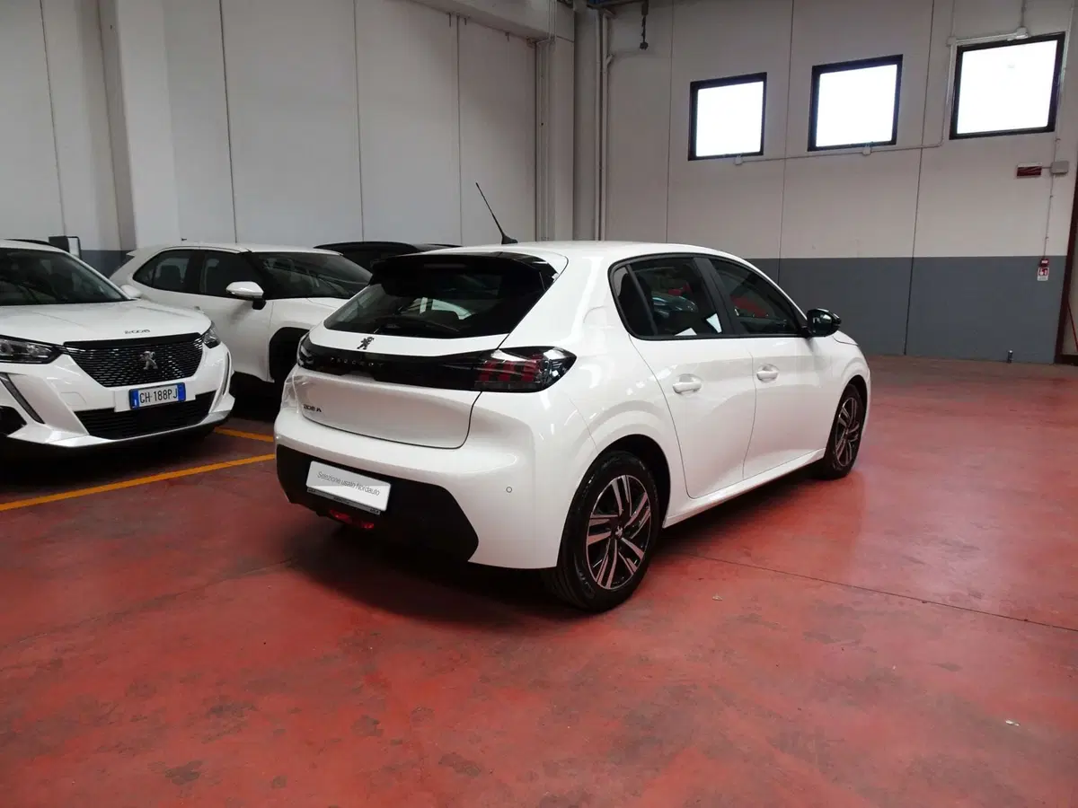 Peugeot 208 usata a Treviso (5)