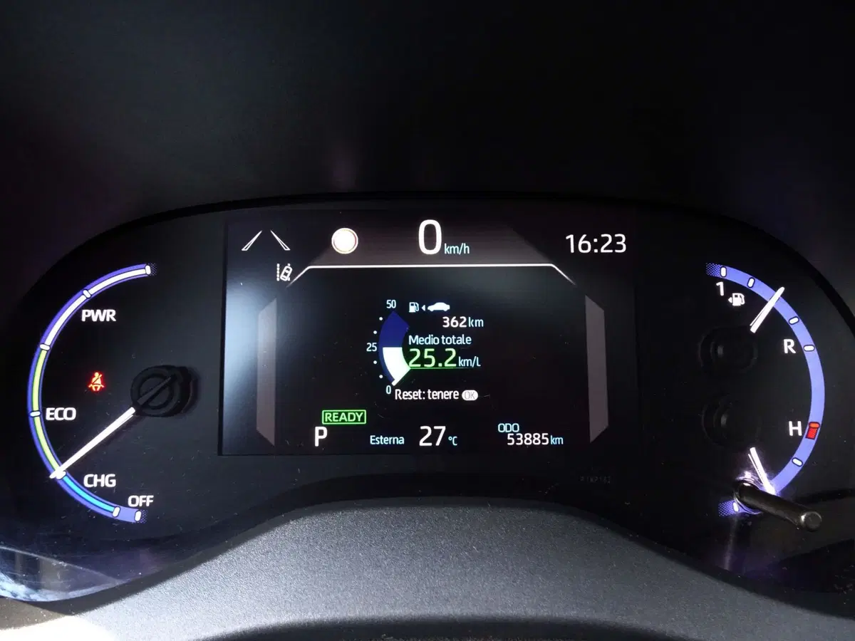Toyota Yaris Cross usata a Treviso (18)