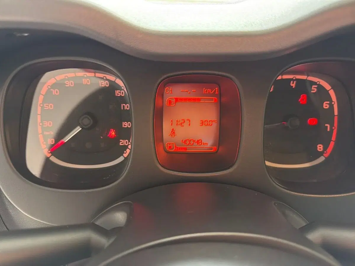 Fiat Panda Cross usata a Catania (8)