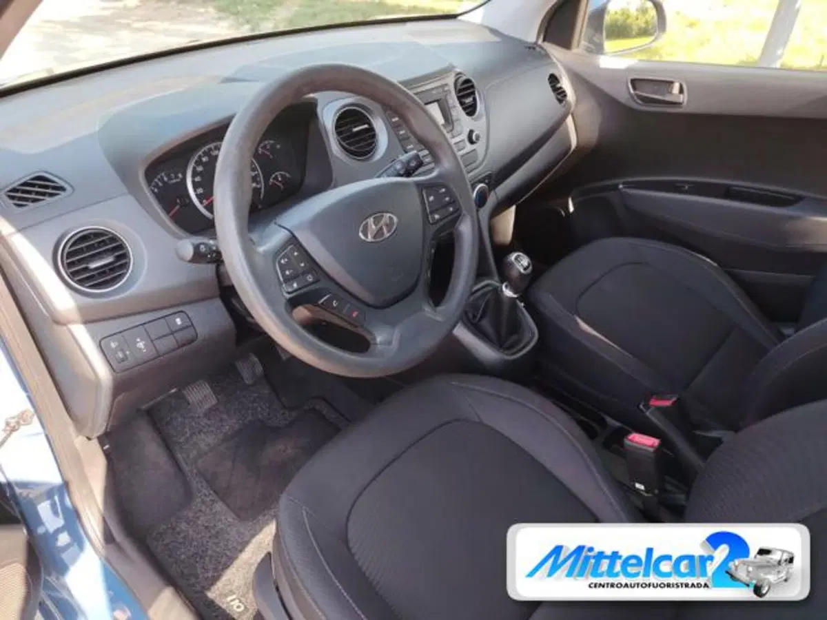 Hyundai i10 usata a Udine (11)