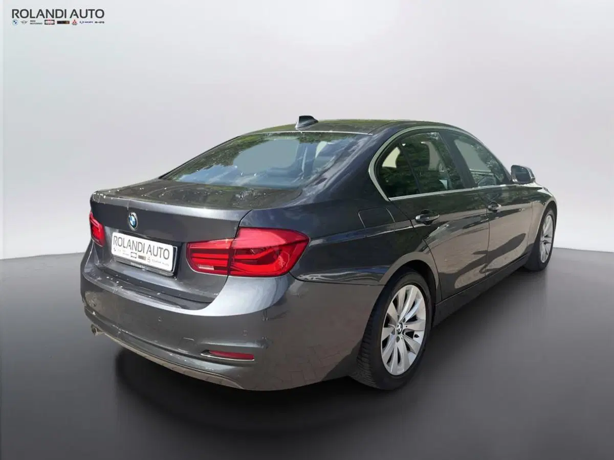 BMW Serie 3 usata a Alessandria (10)