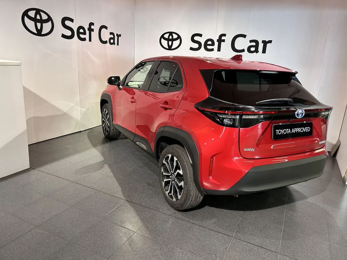 Toyota Yaris Cross usata a Milano (5)