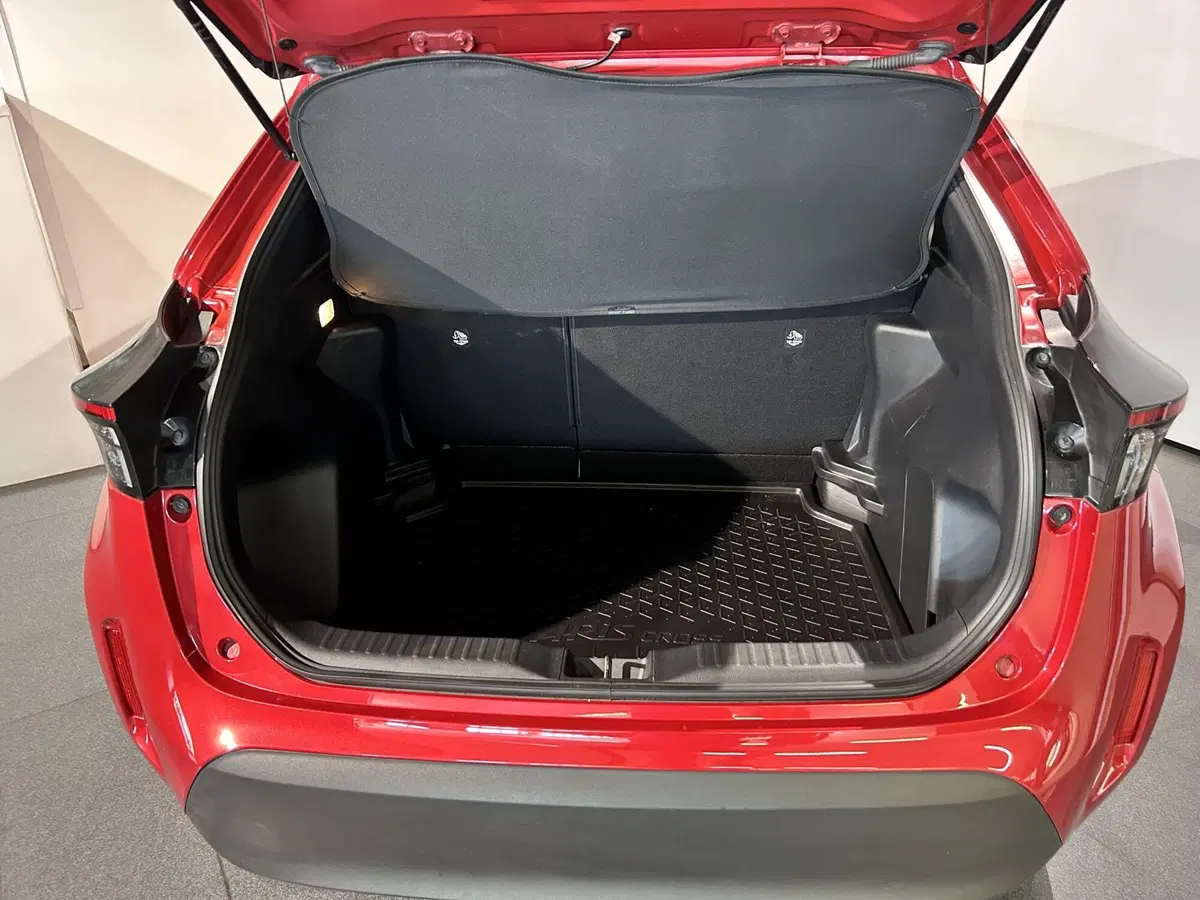 Toyota Yaris Cross usata a Milano (6)