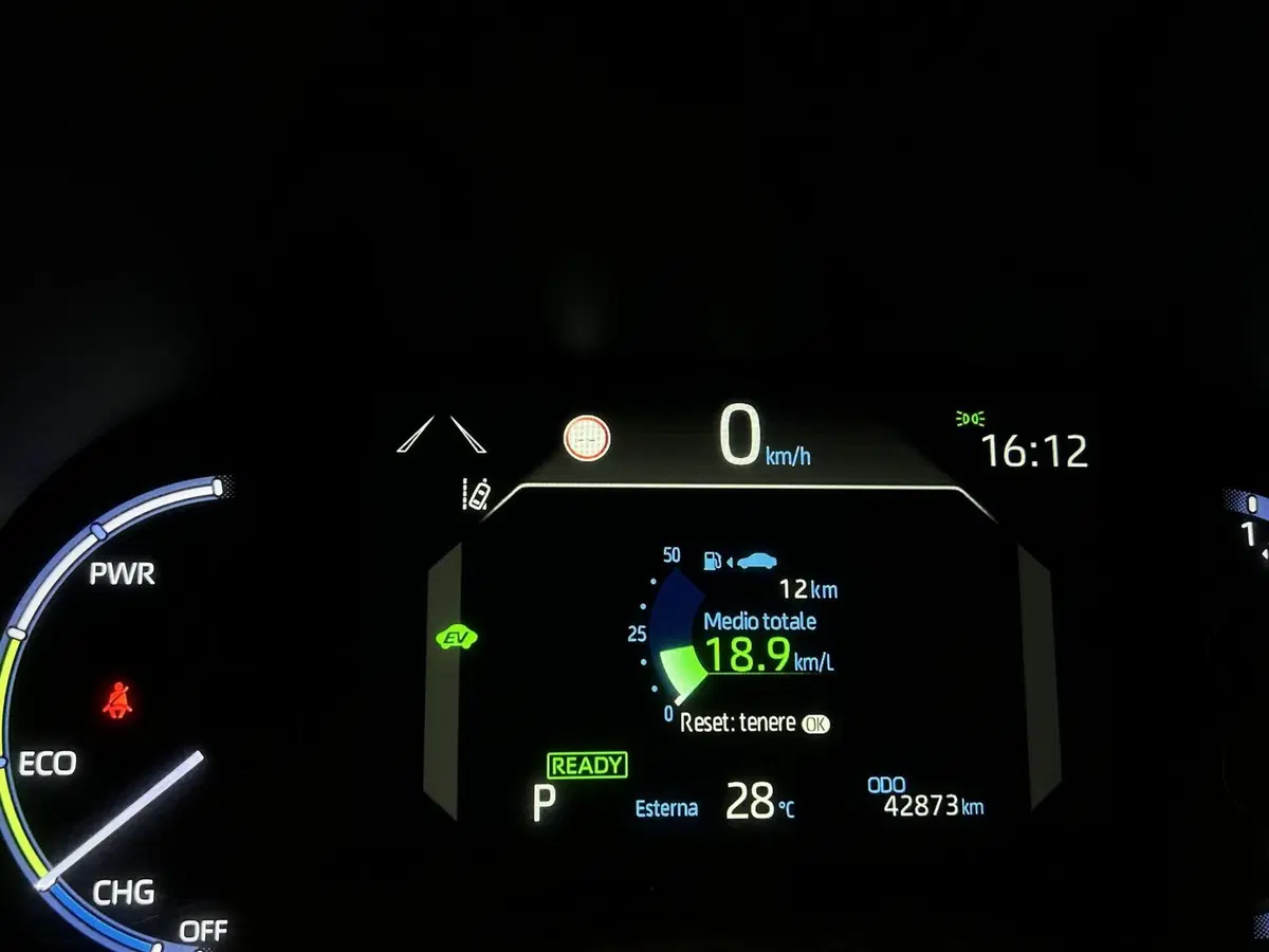 Toyota Yaris Cross usata a Milano (9)
