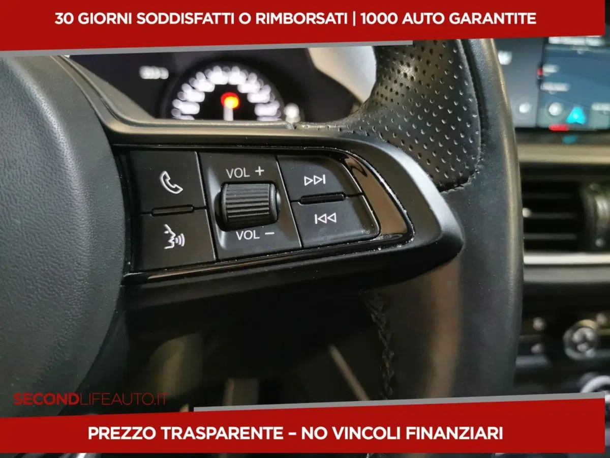 Alfa Romeo Stelvio usata a Chieti (10)