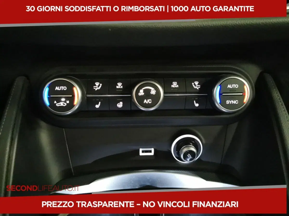 Alfa Romeo Stelvio usata a Chieti (16)