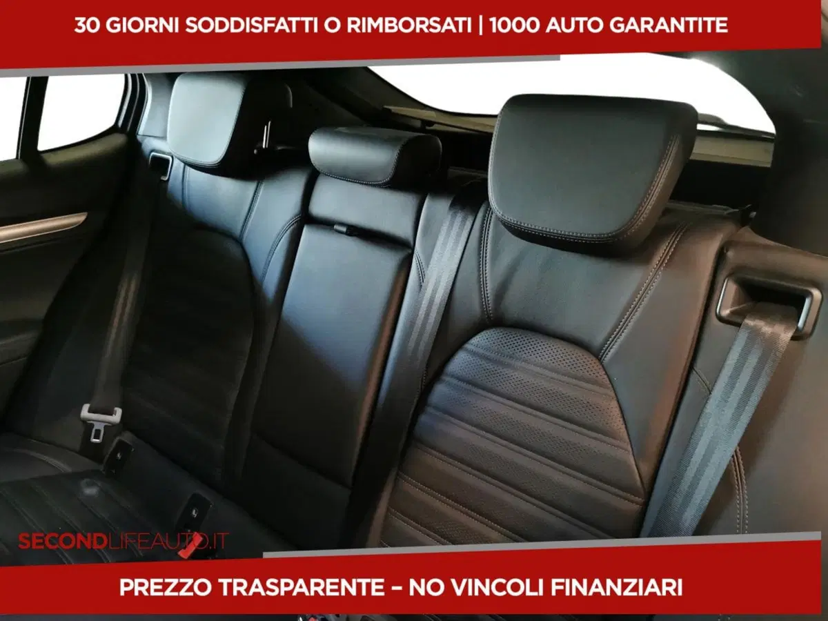Alfa Romeo Stelvio usata a Chieti (8)