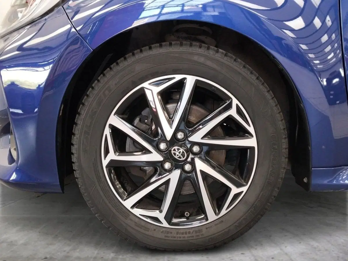 Toyota Yaris usata a Roma (14)
