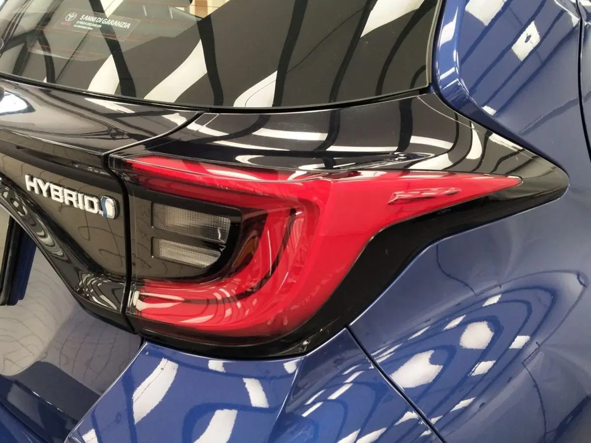 Toyota Yaris usata a Roma (17)