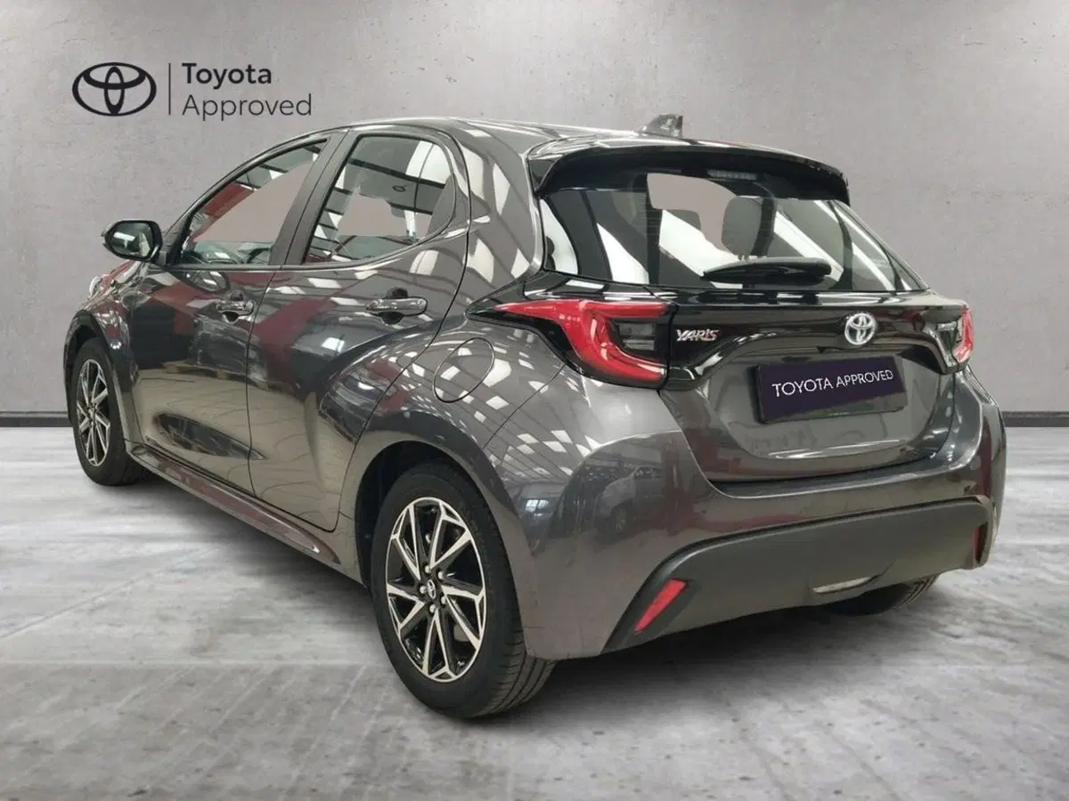 Toyota Yaris usata a Roma (5)