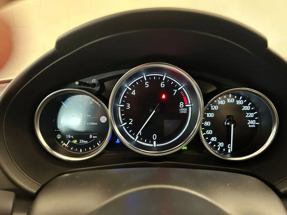 Mazda MX-5 nuova a Pavia (9)
