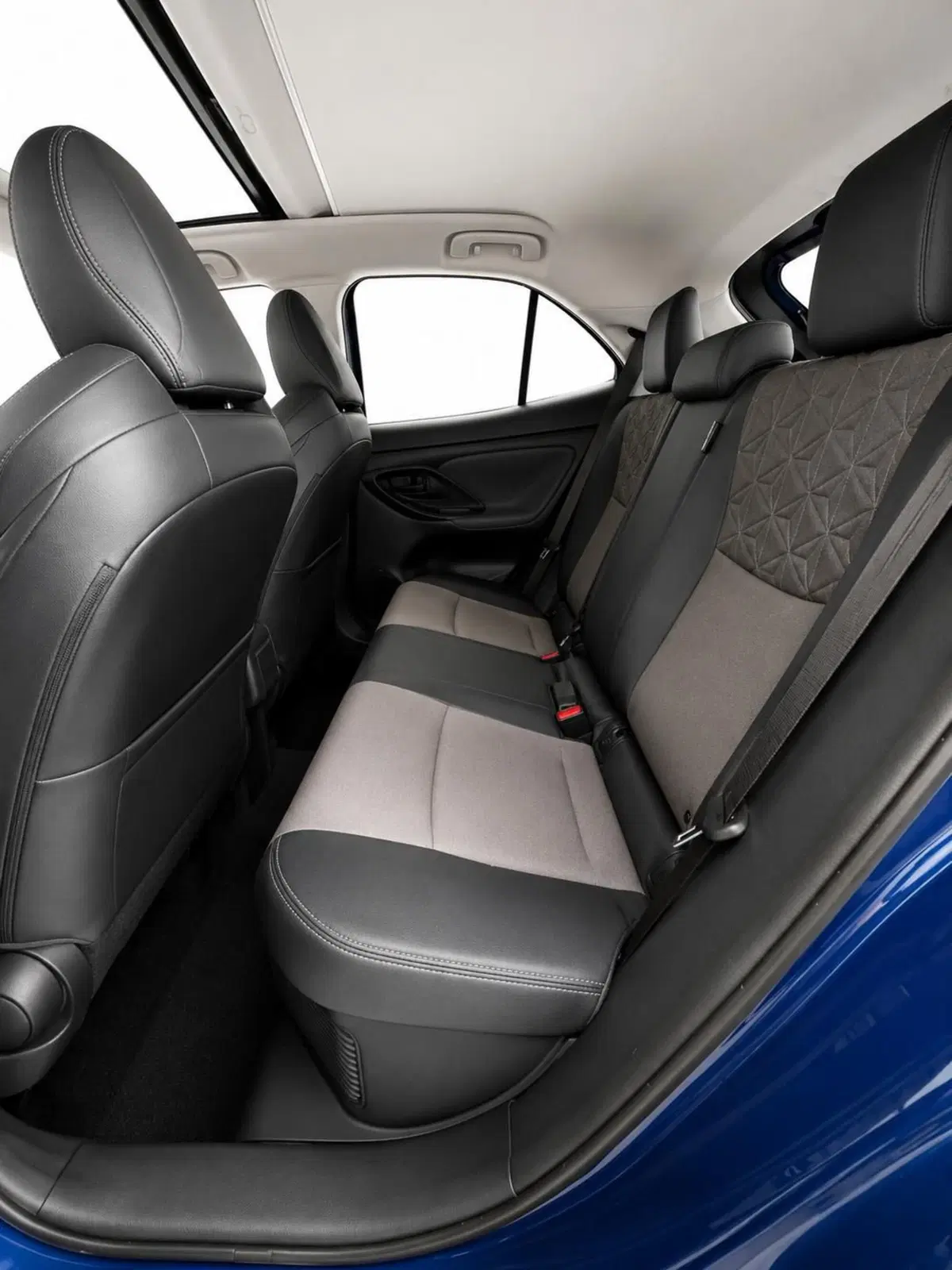 Toyota Yaris Cross usata a Ferrara (9)