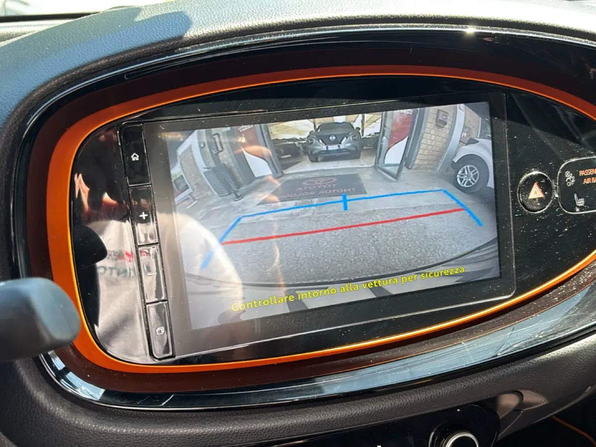 Toyota Aygo X usata a Bologna (14)