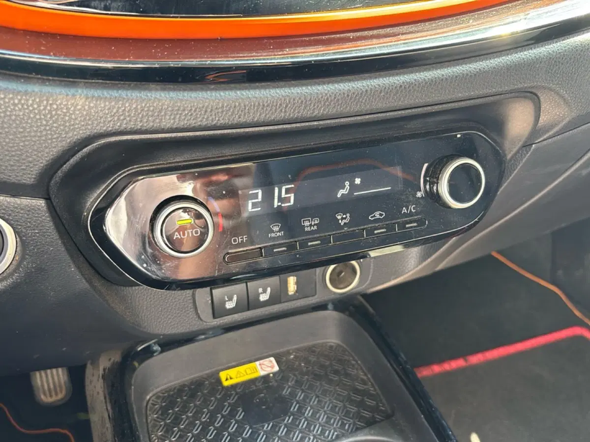 Toyota Aygo X usata a Bologna (15)