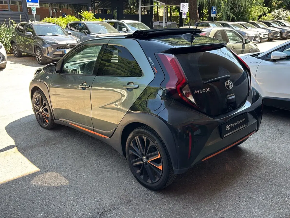 Toyota Aygo X usata a Bologna (5)