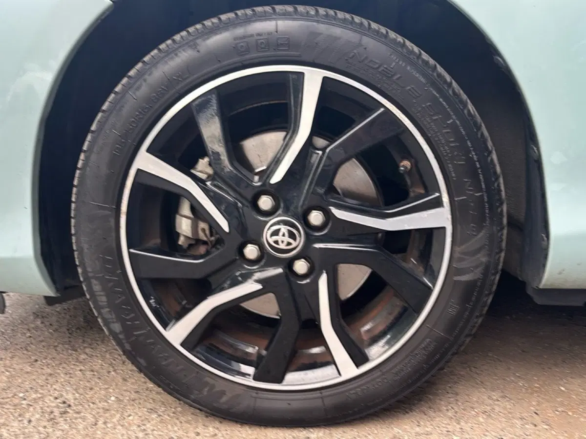 Toyota Yaris usata a Bologna (7)