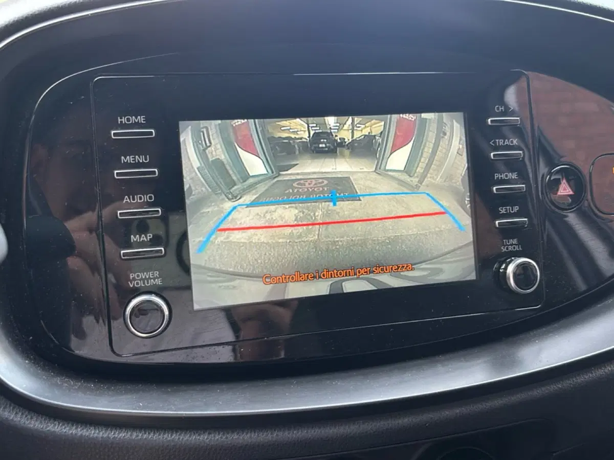 Toyota Aygo X usata a Bologna (14)