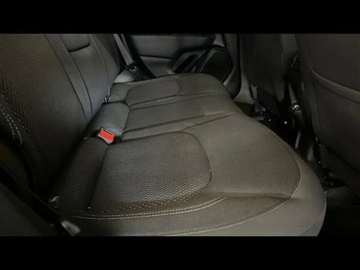 Jeep Renegade usata a Firenze (13)