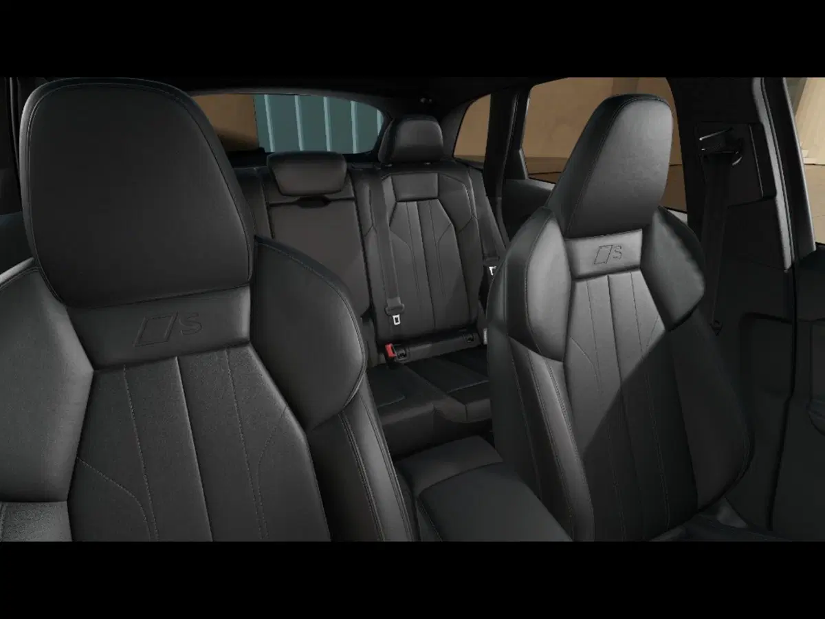Audi Q5 nuova a Livorno (11)