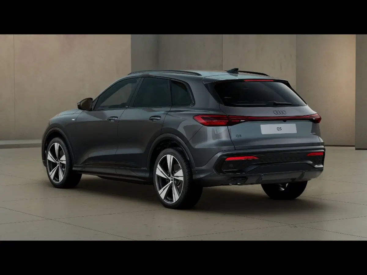 Audi Q5 nuova a Livorno (3)