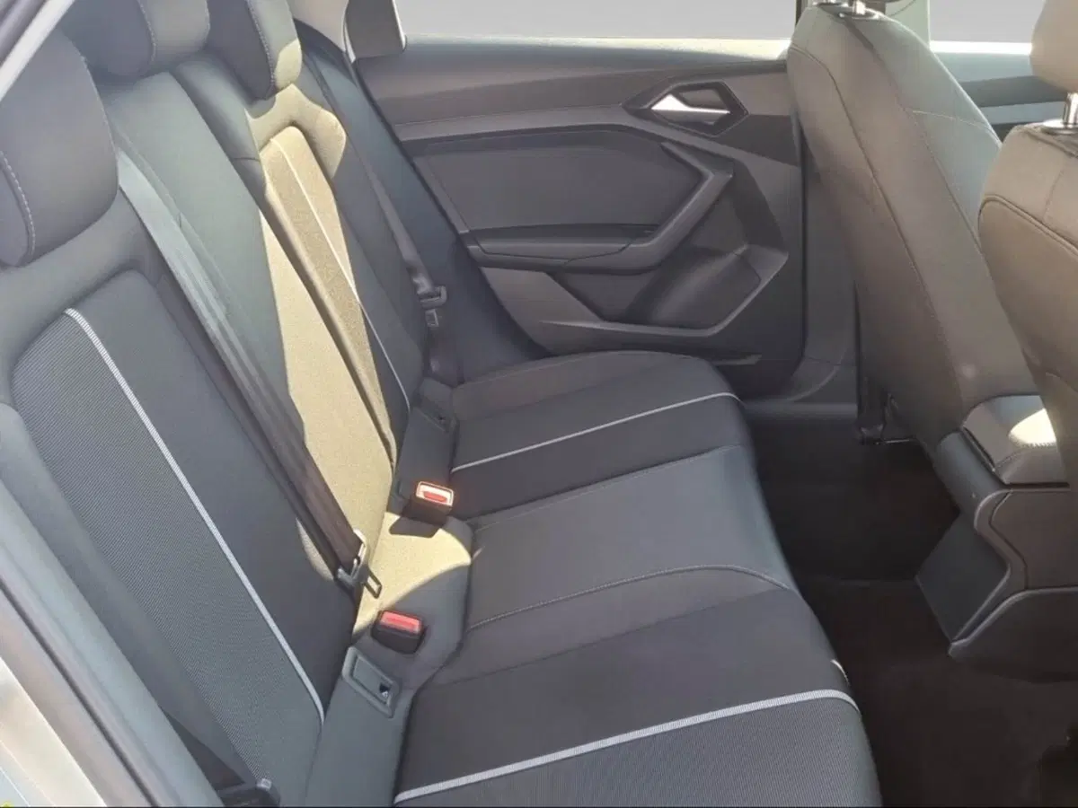 Audi A1 Sportback usata a Livorno (11)