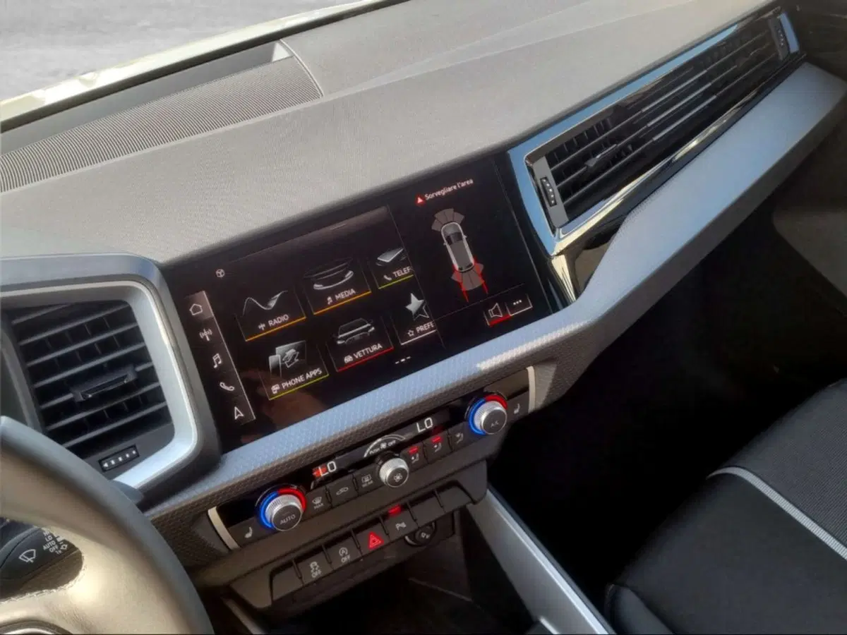 Audi A1 Sportback usata a Livorno (14)