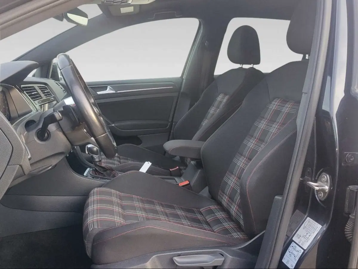 Volkswagen Golf usata a Livorno (10)