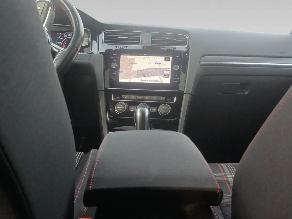 Volkswagen Golf usata a Livorno (9)