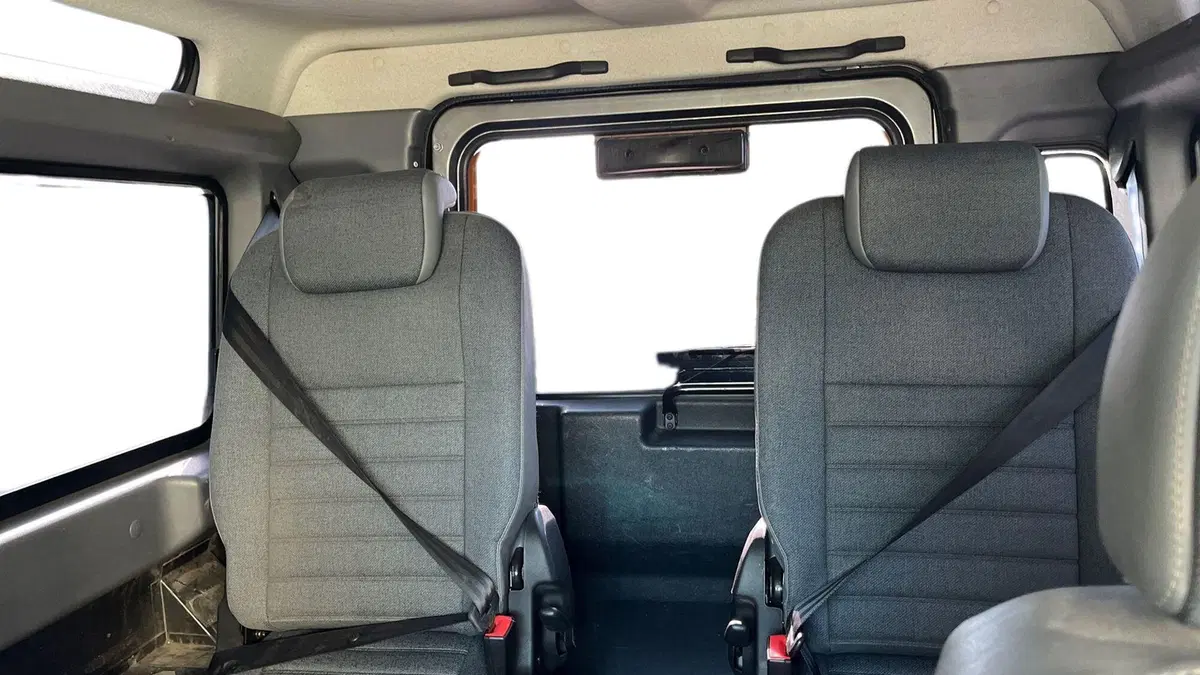 Land Rover Defender usata a Parma (18)