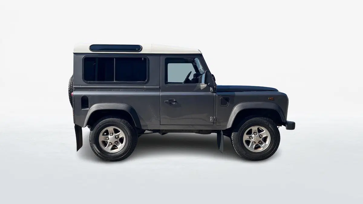 Land Rover Defender usata a Parma (3)
