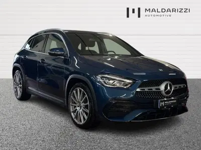 Mercedes-Benz GLA SUV 200 d AMG Line Premium Plus 4matic auto del 2023 usata a Bari