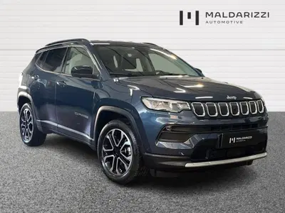 Jeep Compass 1.6 mjt Limited 2wd 130cv del 2023 usata a Bari