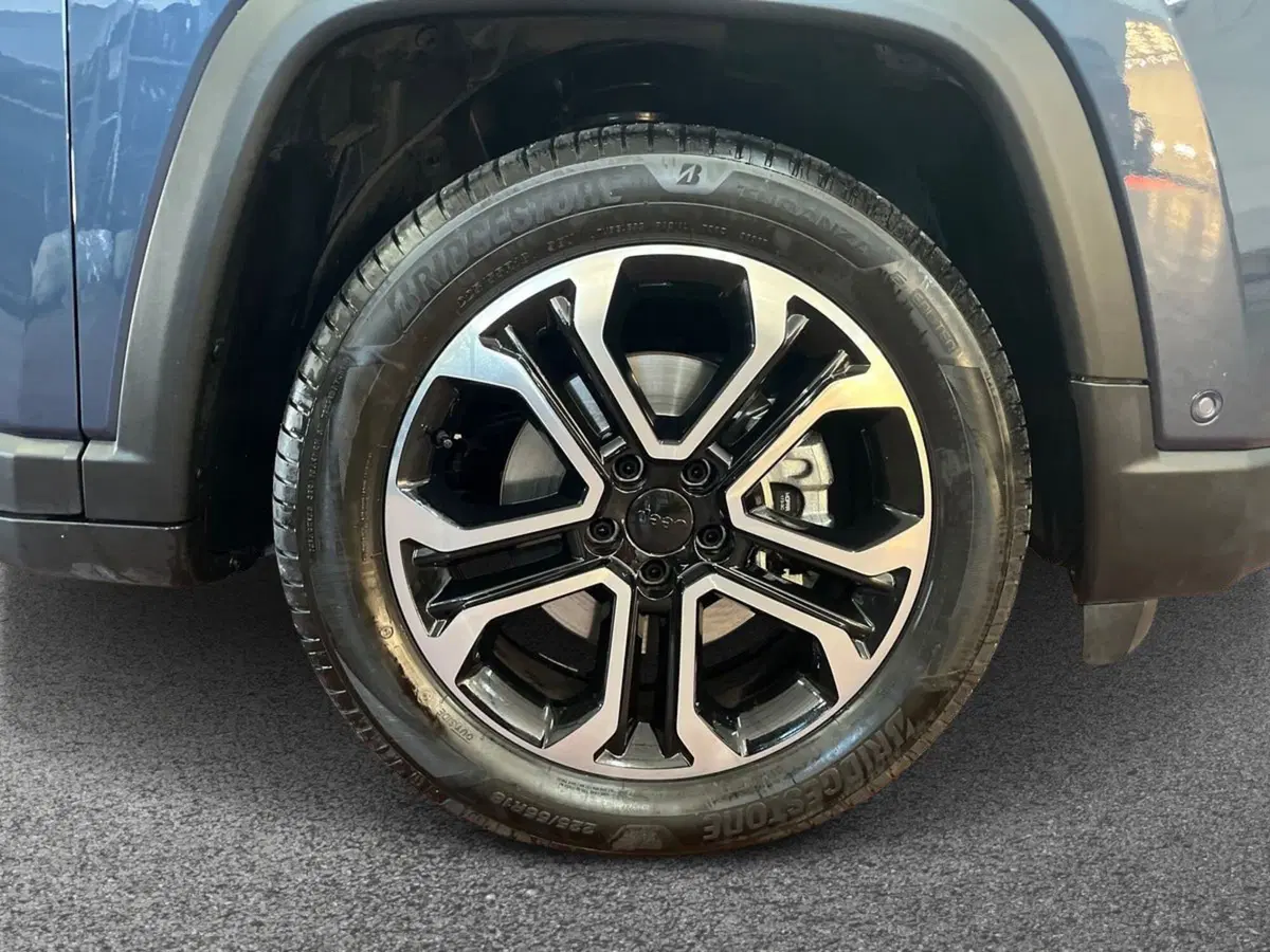 Jeep Compass usata a Bari (6)