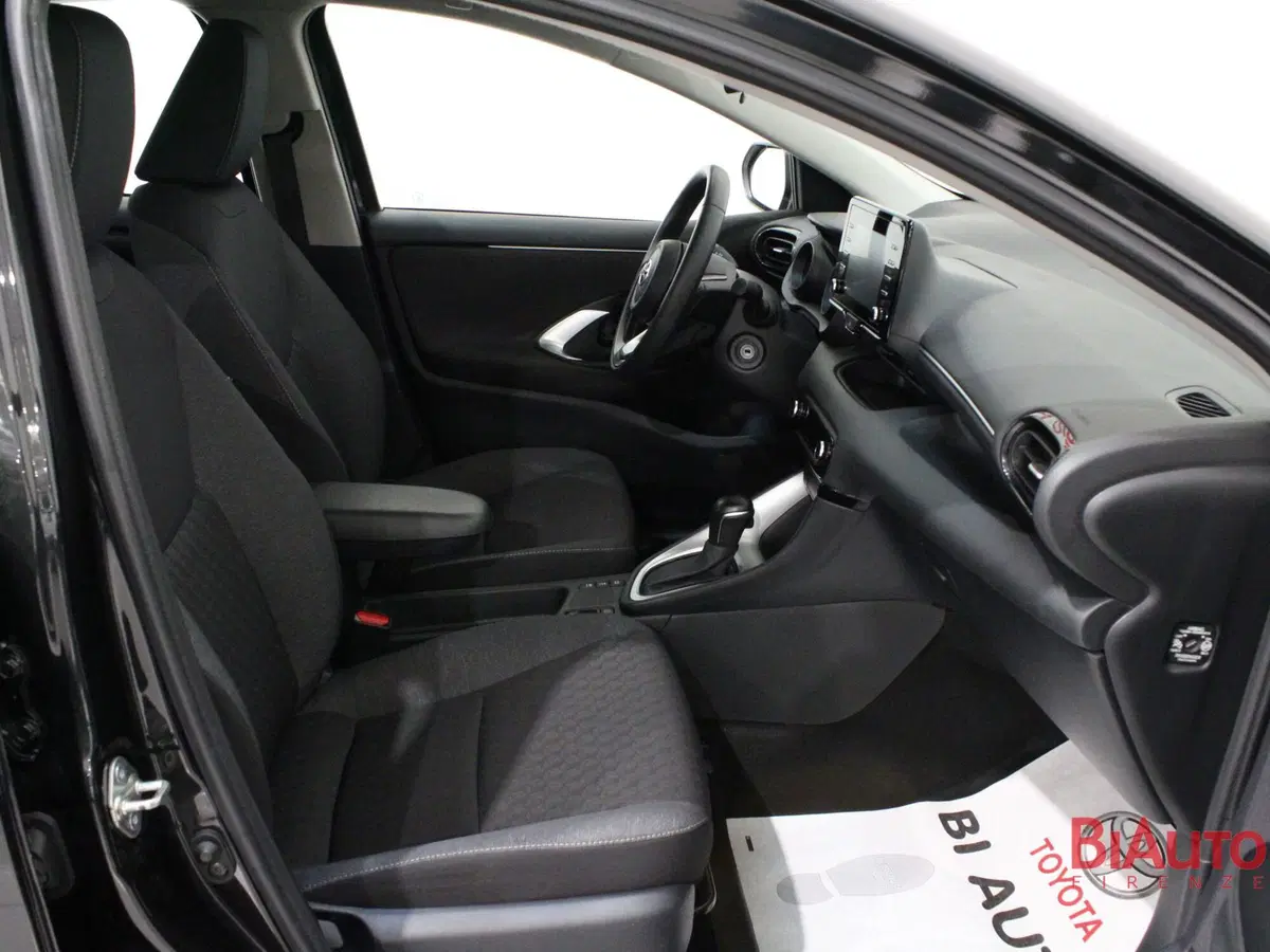 Toyota Yaris usata a Firenze (7)