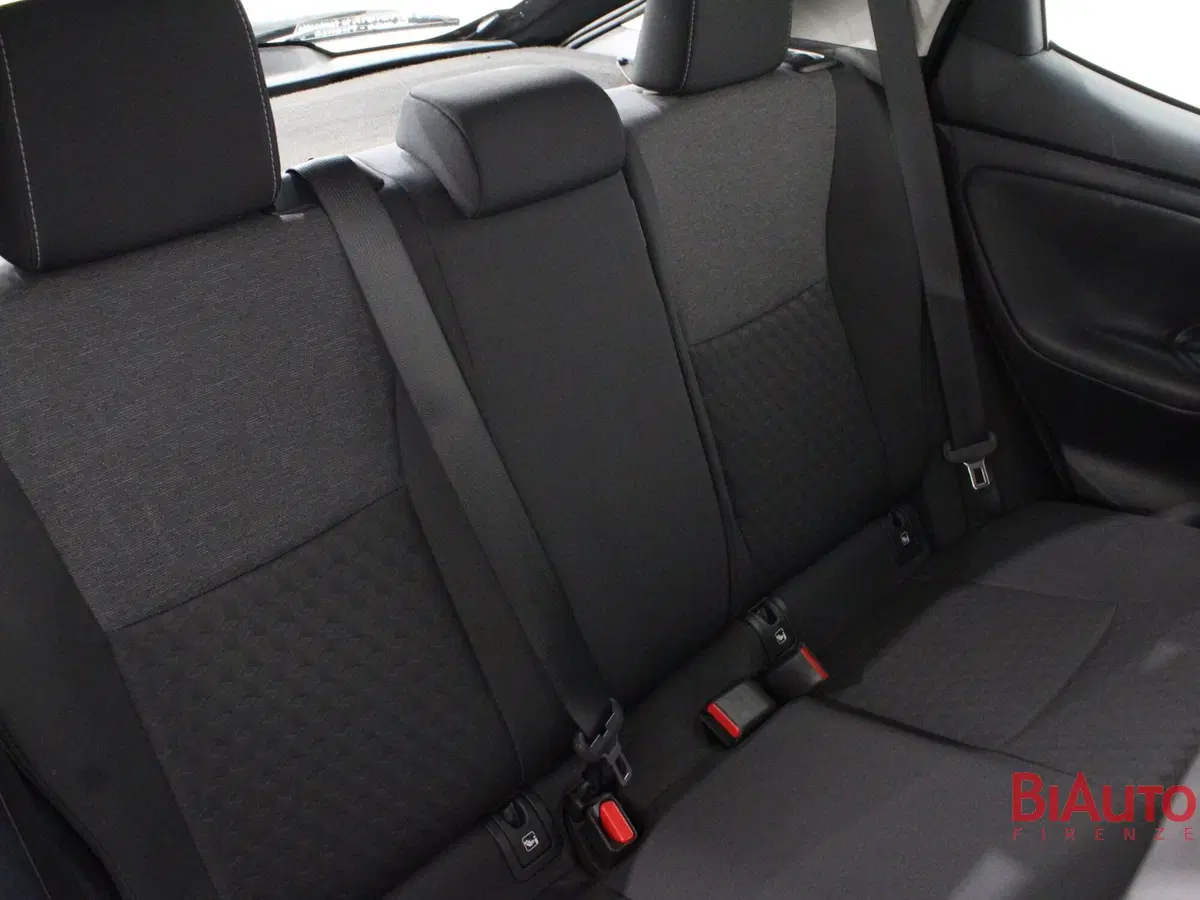 Toyota Yaris usata a Firenze (8)
