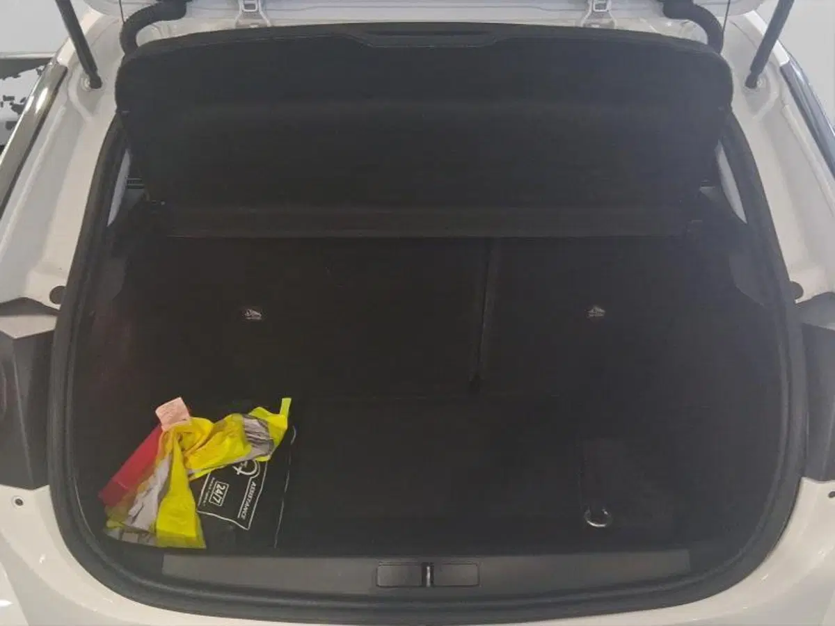 Opel Corsa usata a Genova (17)