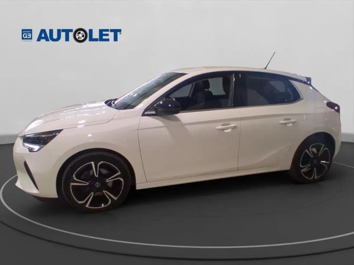 Opel Corsa usata a Genova (5)