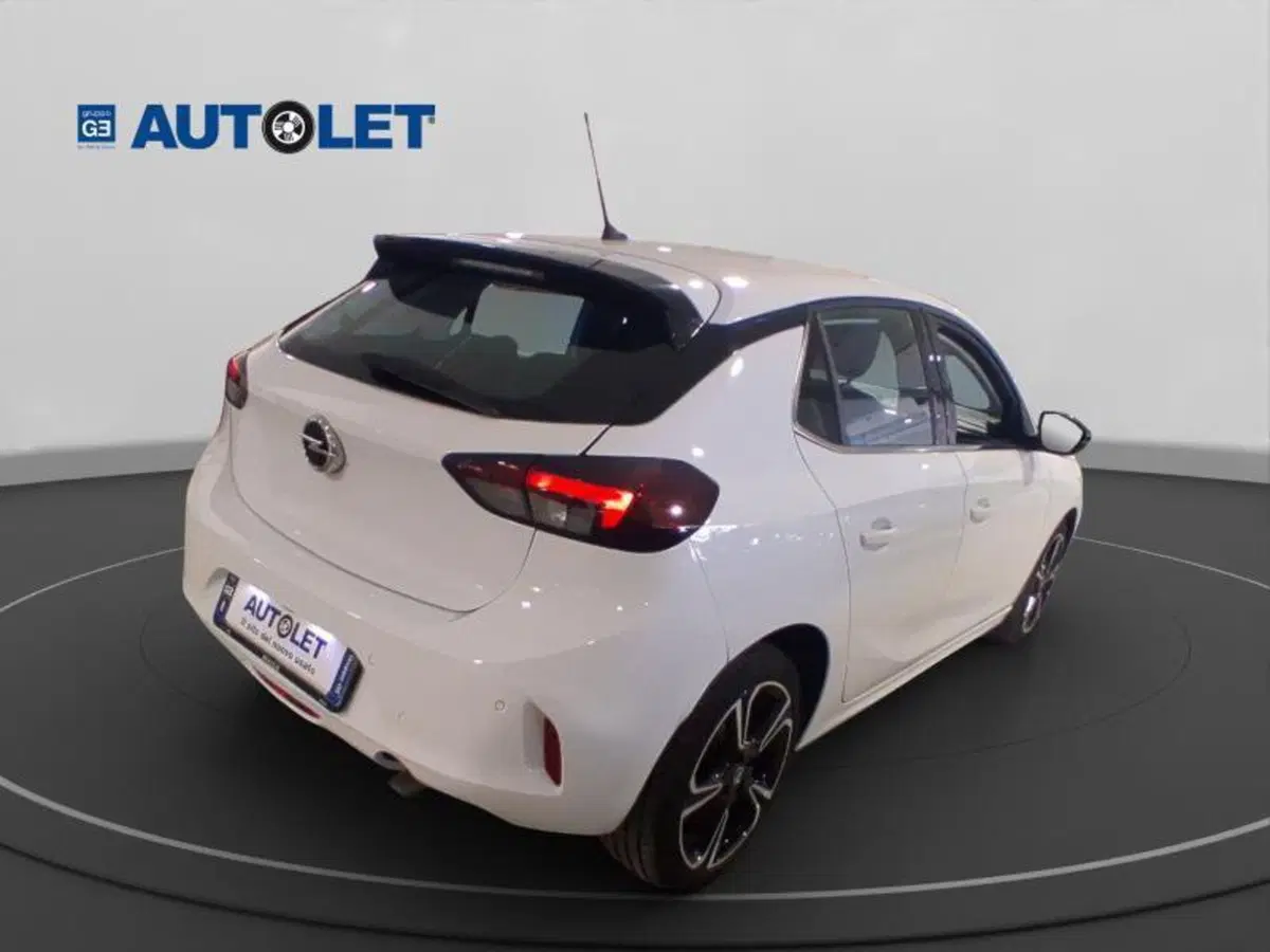 Opel Corsa usata a Genova (7)