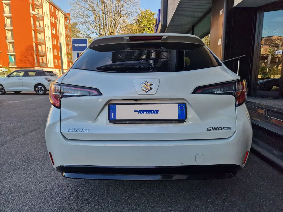 Suzuki Swace usata a Milano (3)