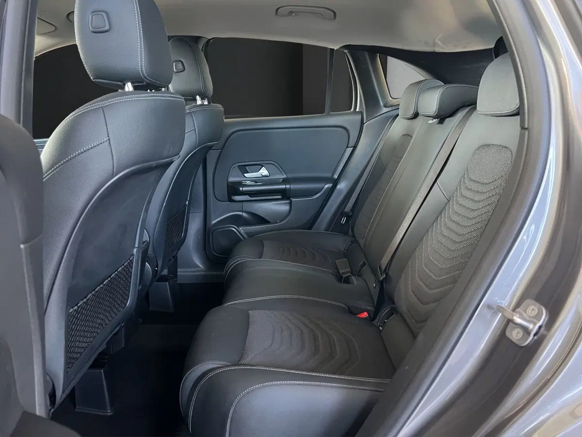 Mercedes-Benz GLA SUV usata a Cosenza (13)