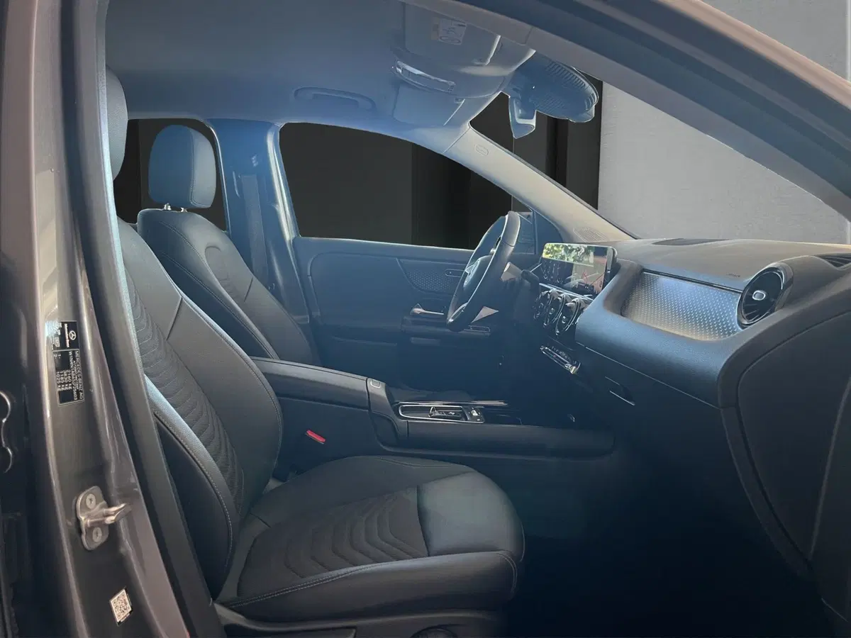 Mercedes-Benz GLA SUV usata a Cosenza (18)