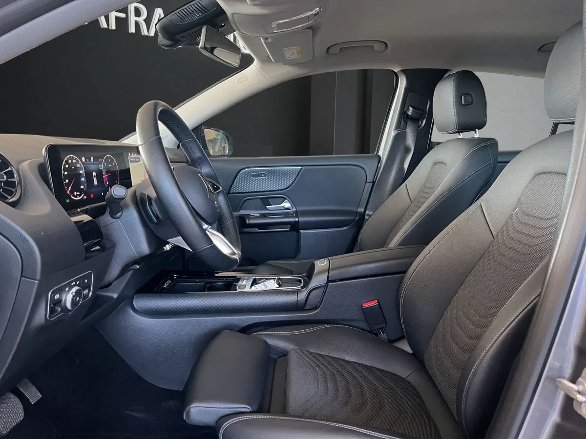 Mercedes-Benz GLA SUV usata a Cosenza (9)