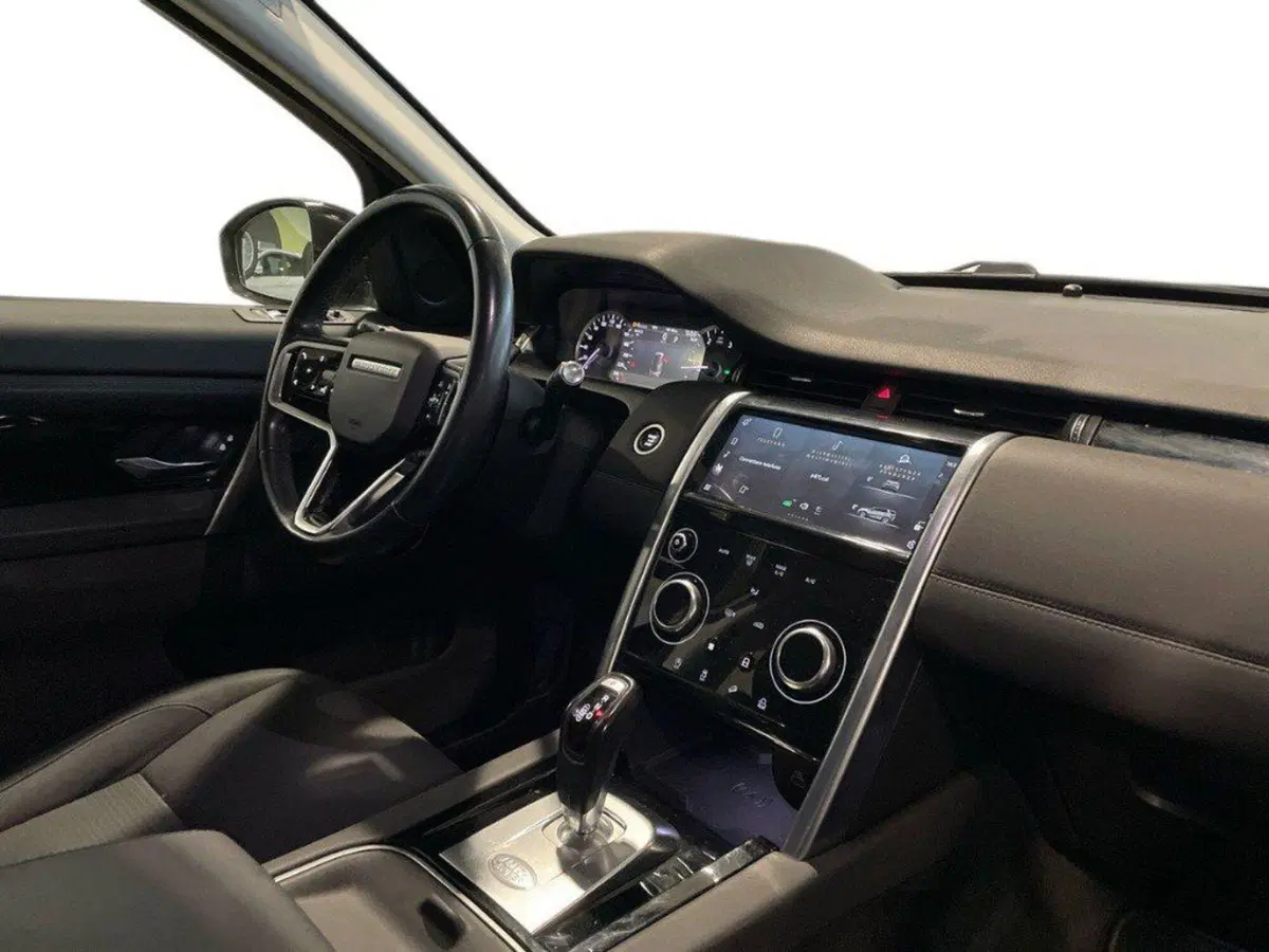 Land Rover Discovery Sport usata a Macerata (12)