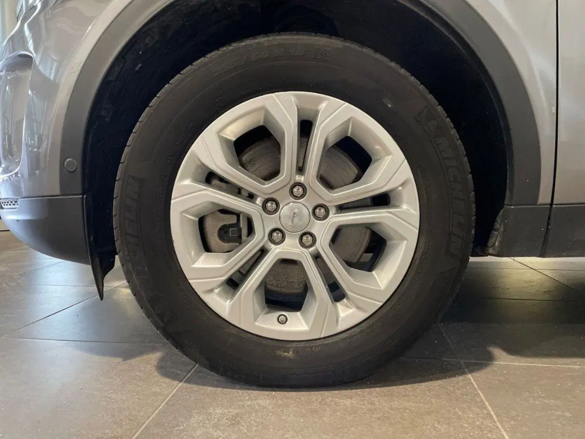 Land Rover Discovery Sport usata a Macerata (8)