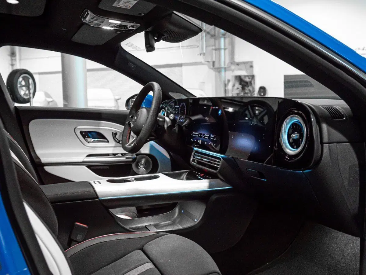 Mercedes-Benz CLA EQ nuova a Ancona (17)