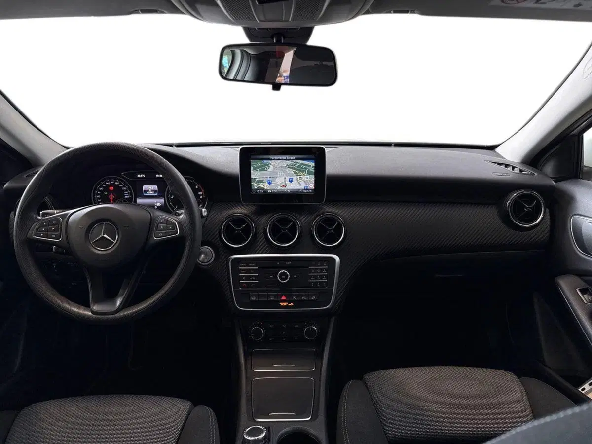 Mercedes-Benz GLA SUV usata a Ancona (10)